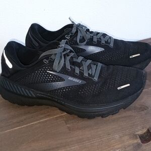 Brooks Adrenaline 22 GTS Mens Sz 8.5 Running Shoes Black Athletic Sneakers